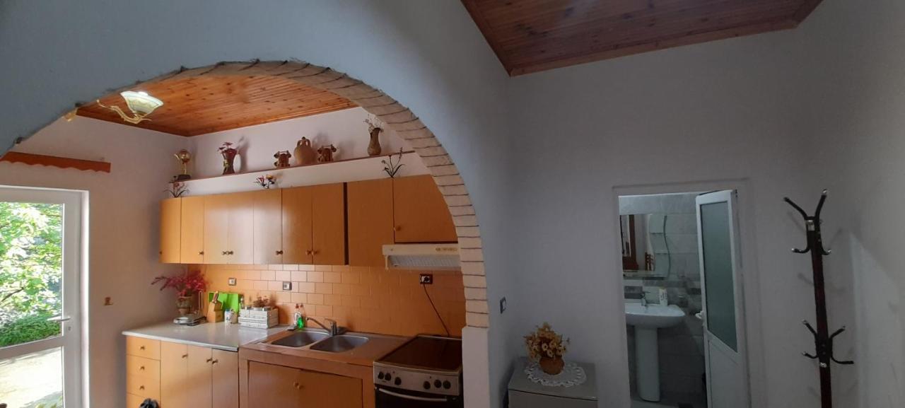 Apartmán Honey-House “Kastrioti” Përmet Exteriér fotografie